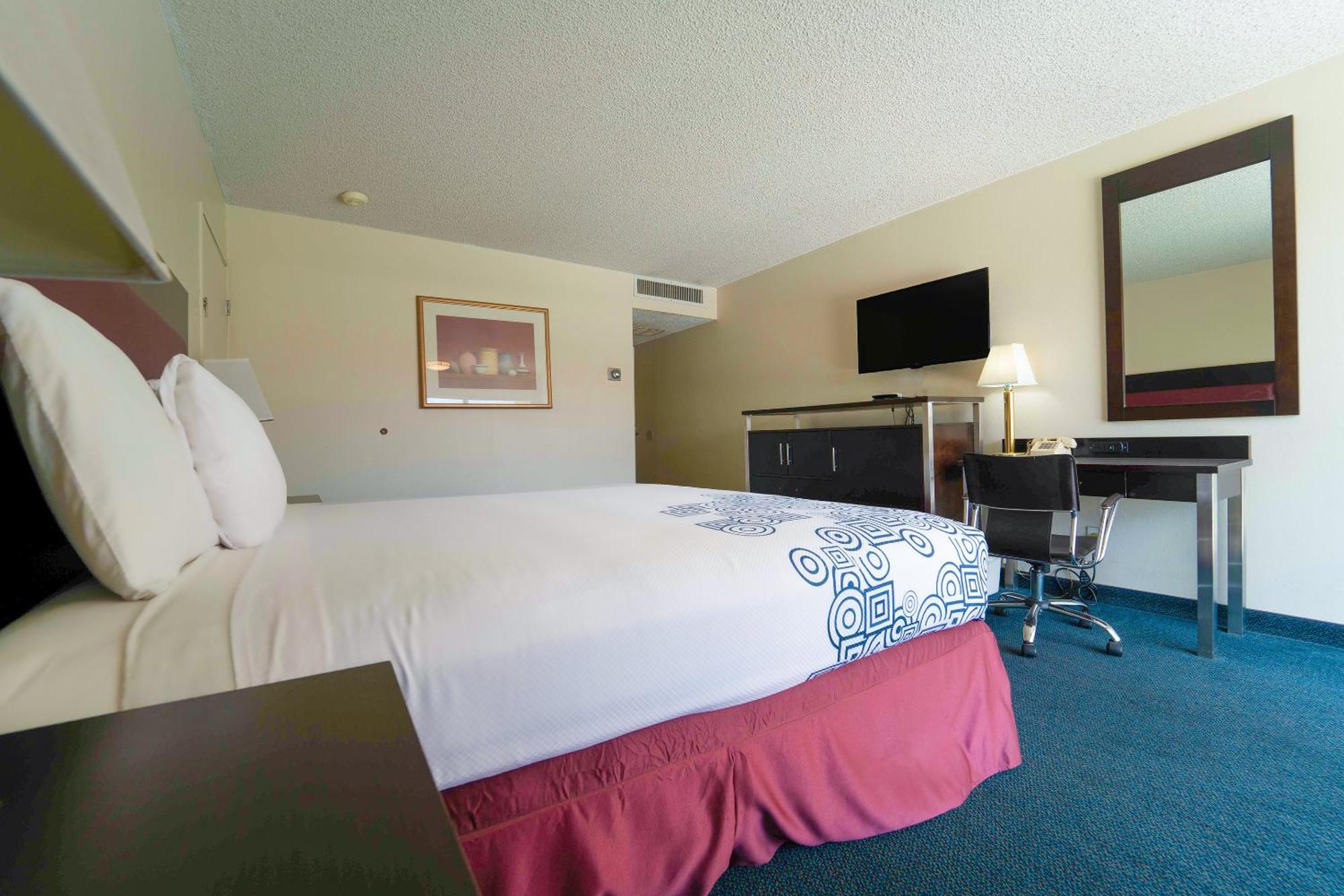 Royal Plaza Inn Indio Zewnętrze zdjęcie