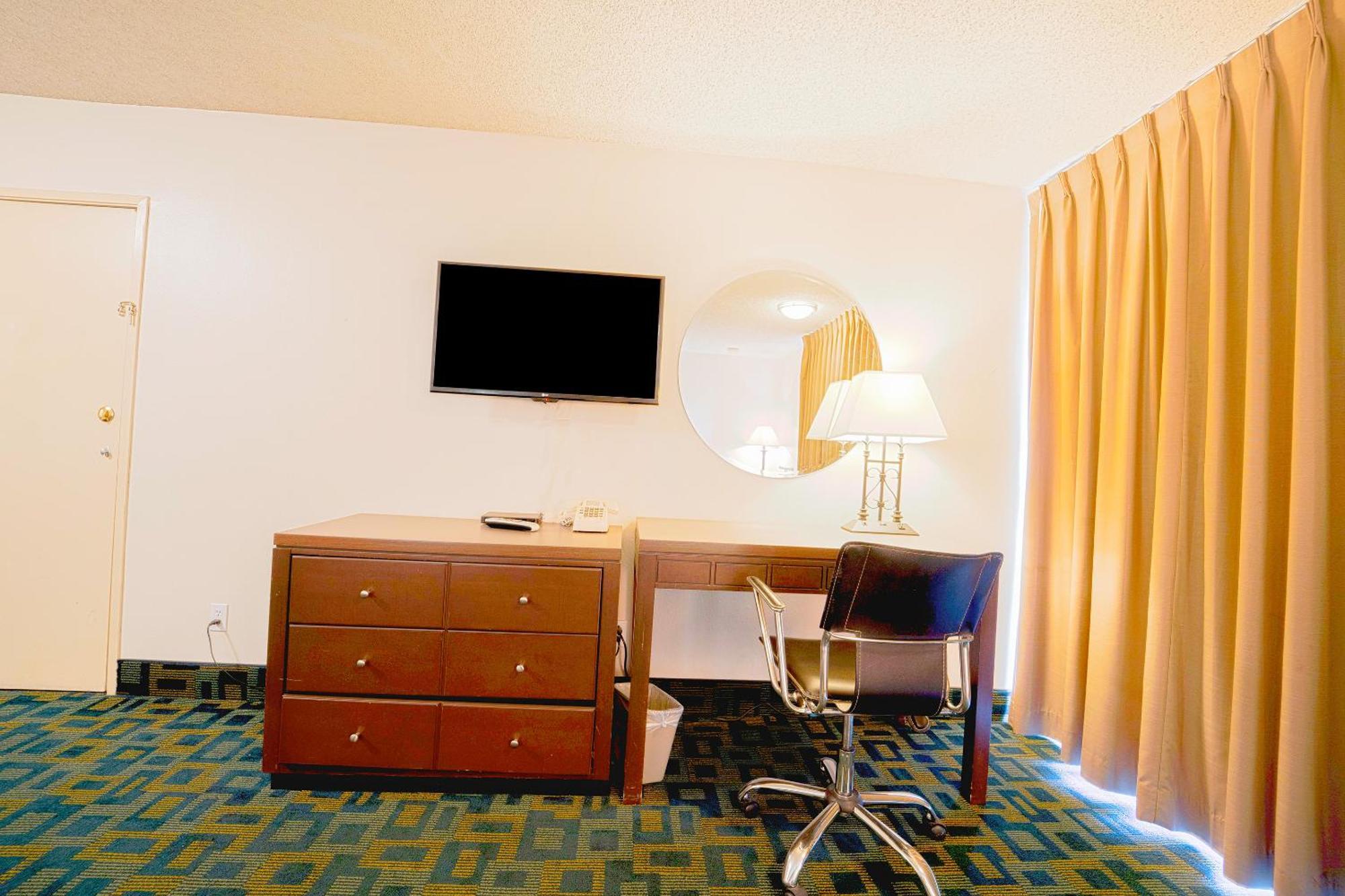 Royal Plaza Inn Indio Zewnętrze zdjęcie