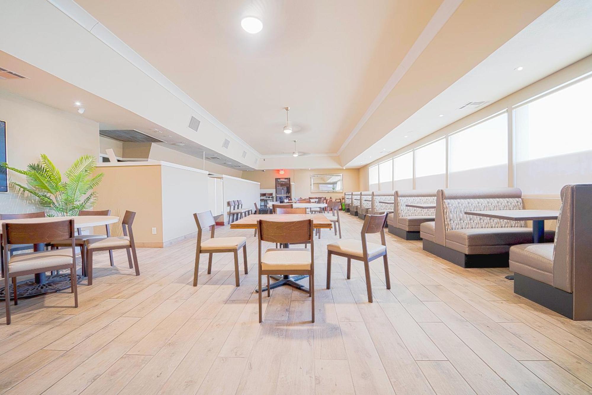 Royal Plaza Inn Indio Zewnętrze zdjęcie